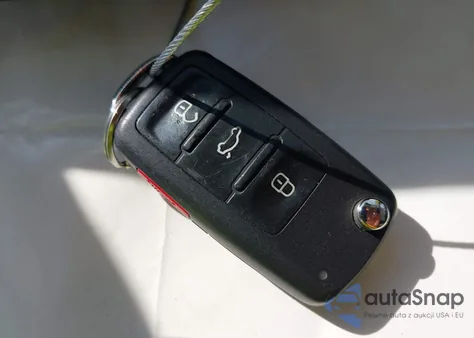 2015 Volkswagen Jetta 1.8T Sport z USA, uszkodzony, nr VIN 3VWD17AJ7FM427595